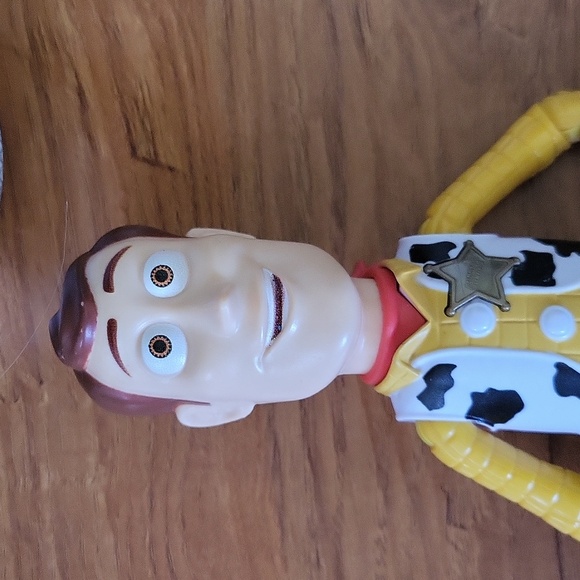 Woody l Disney l toy story l doll l boy toy l 9 inch - Picture 4 of 4